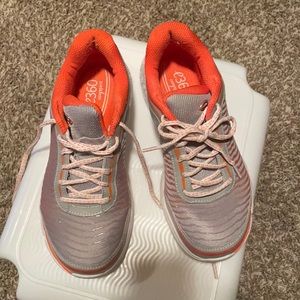 Easy spirit walking shoes